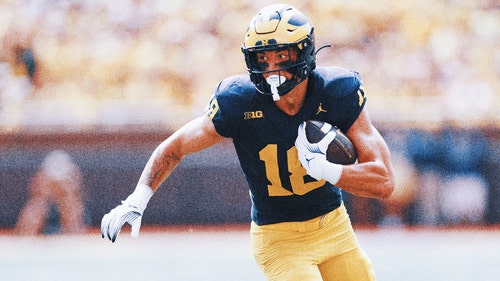 MICHIGAN WOLVERINES Trending Image: Colston Loveland's decision to play at Michigan has led him to success as a tight end